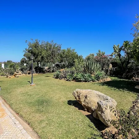 Al Meida Exclusive For Groups & Retreats
