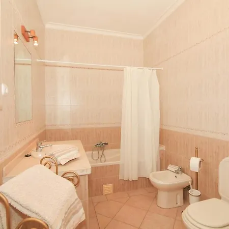 Βίλα Al Meida Exclusive For Groups & Retreats