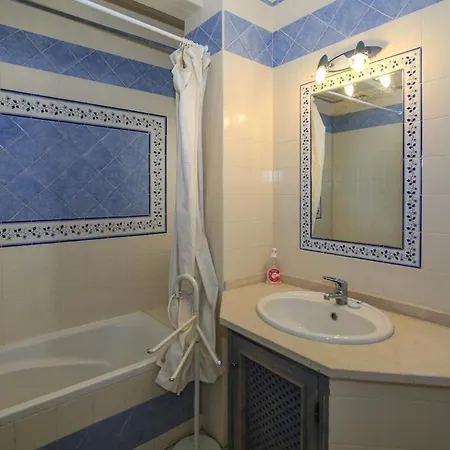Βίλα Al Meida Exclusive For Groups & Retreats
