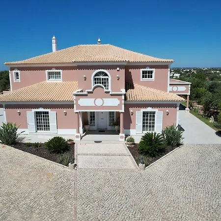 Al Meida Exclusive For Groups & Retreats Αλμπουφέιρα