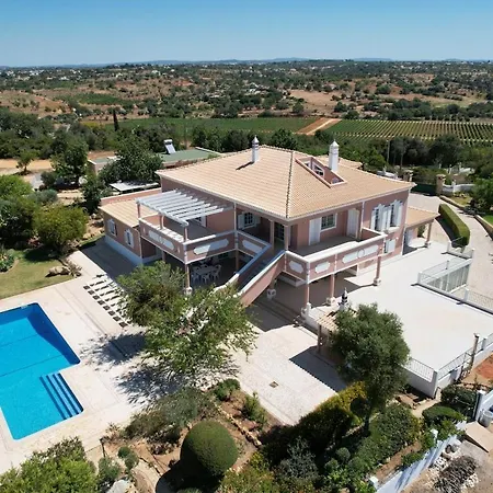 Al Meida Exclusive For Groups & Retreats Villa